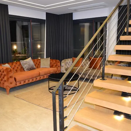 Villa Boyalıkta Süper Lüks *