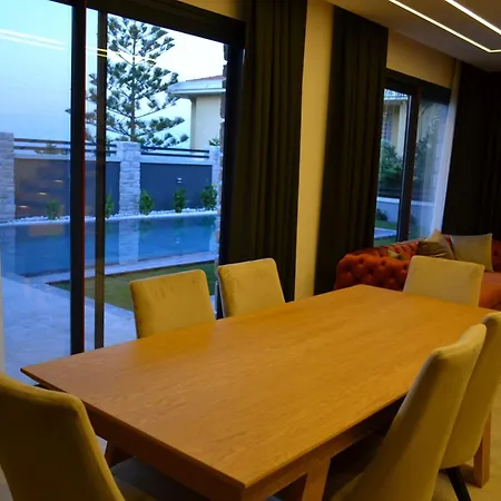 Villa Boyalikta Sueper Lueks Çeşme