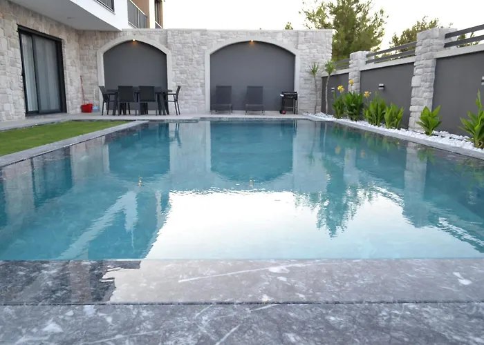 Villa Boyalikta Sueper Lueks