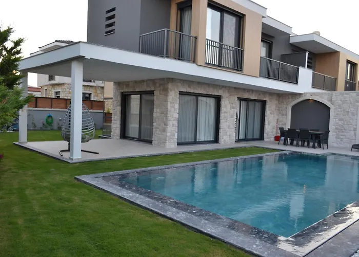 Villa Boyalikta Sueper Lueks Çeşme