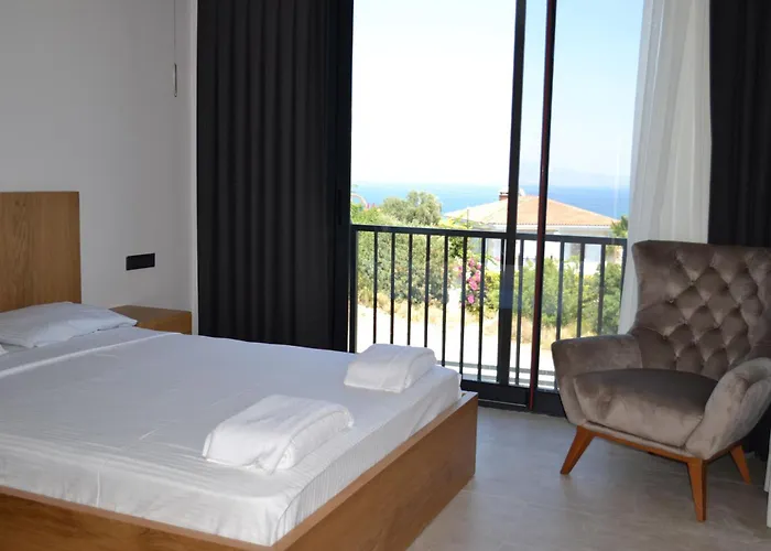 Boyalikta Sueper Lueks Villa